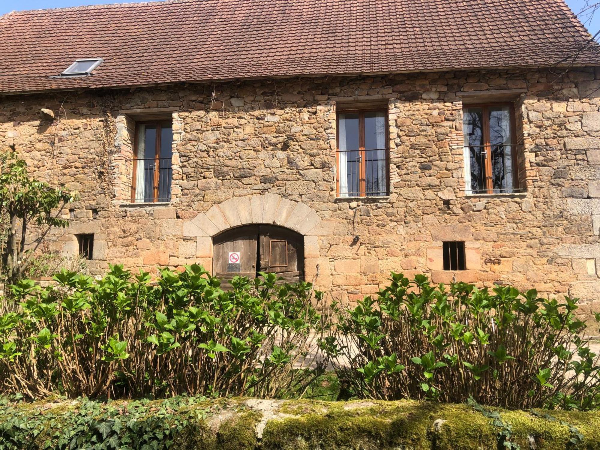 Ecuries De Saint Maurice- Maison D'Hotes De Gondou Lacapelle-Marival Exterior photo